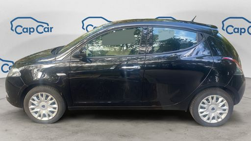Lancia Ypsilon 1.2 69 - Gold – 2014 – 57800 km – Essence – Boîte Manuelle — photo 15