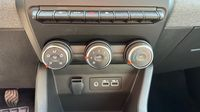 Renault Clio 1.5 dCi 100ch Evolution - 25 — photo 19