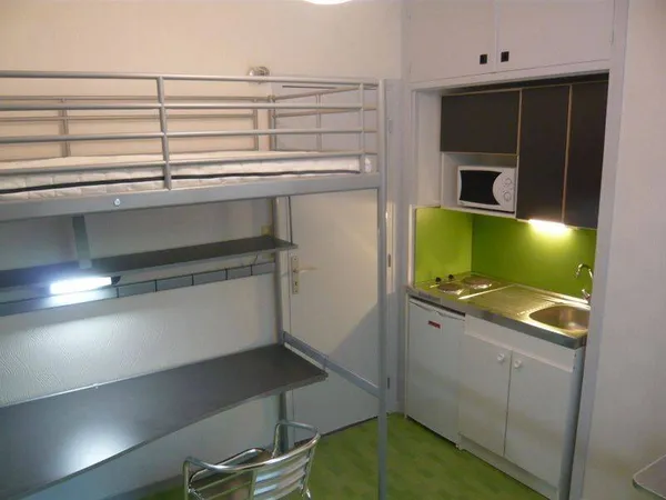 Studio 1 pièce 11 m²