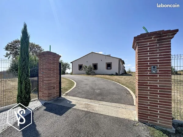 Propriété 7 pièces 266 m²