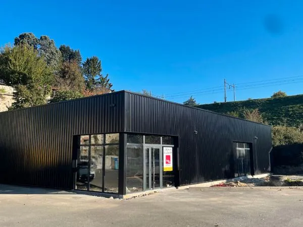 Local 80 m² LIMOGES