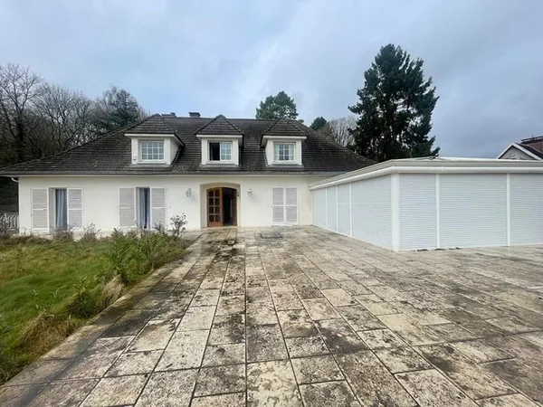 Belle propriété traditionnelle chateau thierry plus de 9000 m² de terrain
