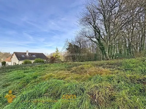 Terrain constructible 576 m²
