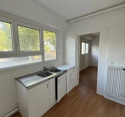 Studio 1 pièce 26 m²