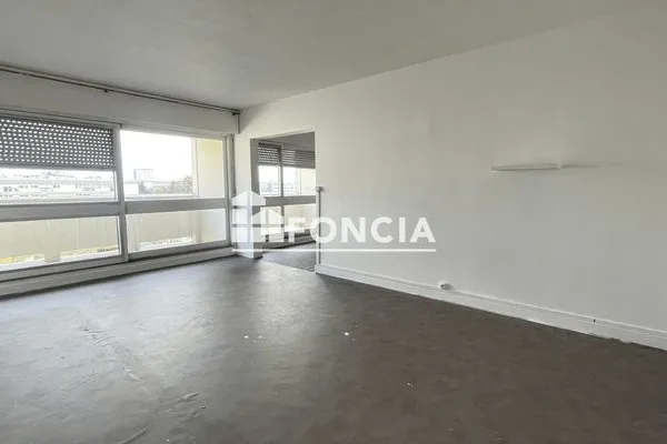 Appartement 5 pièces 107 m²