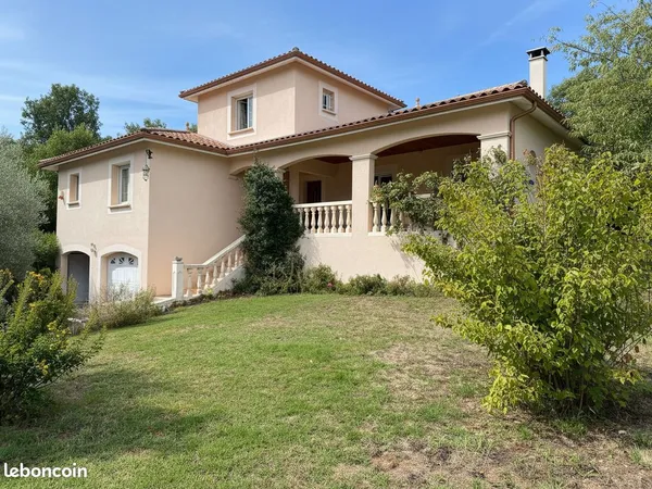 Maison 4 pièces 132 m²