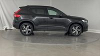 Volvo Xc40 T3 163ch R-Design Geartronic 8 — photo 4