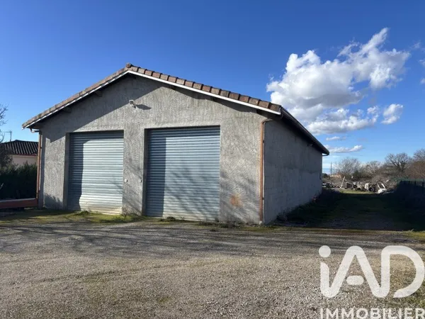 Parking 210 m²