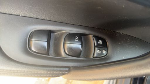 Nissan X-Trail 1.6 dCi 130 4WD - N-Connecta – 2017 – 117472 km – Diesel – Boîte Manuelle — photo 3