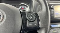 Toyota Yaris 100h Dynamic 5p RC18 — photo 23
