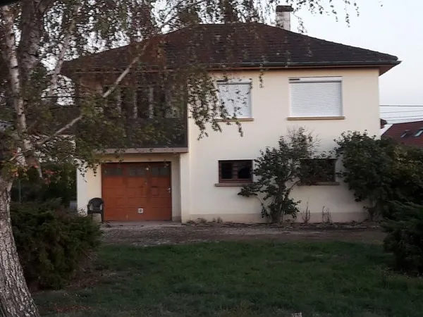 Maison 5 pièces dans village paisible
