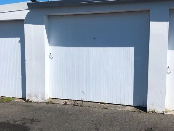 Garage à louer