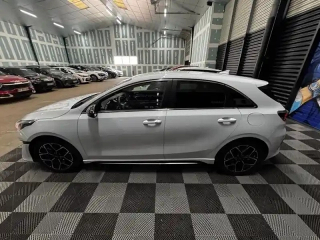 Kia Ceed 1.5 t-gdi 160ch gt line dct7 — photo 8