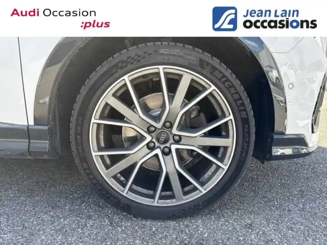 Audi Q3 45 tfsi 230 ch s tronic 7 quattro — photo 9