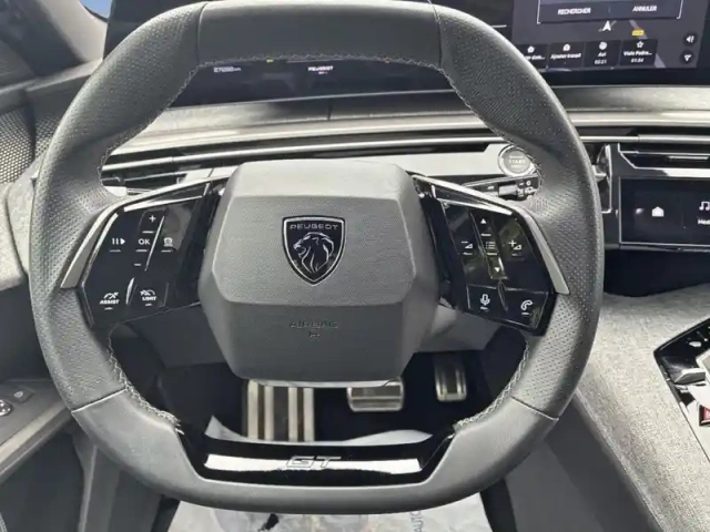 Peugeot 5008 gt hybrid 145ch e-dcs6 — photo 12