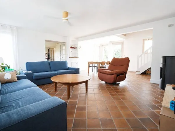 Maison 9 pièces 150 m²