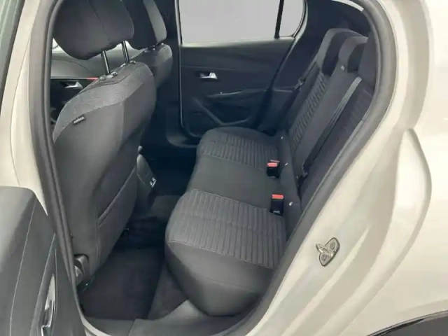 Peugeot 208 electrique 50 kwh 136ch — photo 40