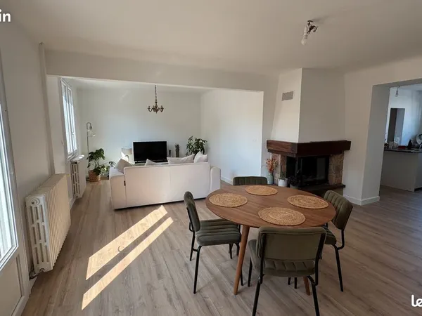 Maison de plain-pied rénovée avec jardin et garage - Saint Sébastien sur Loire