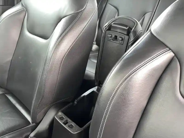 Jeep Renegade 1.0 turbo t3 120 ch bvm6 — photo 83