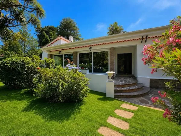 Maison 6 pièces 205 m²