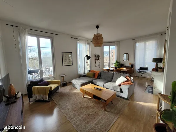 A louer T3 86 m² plein sud + box, Place Saint-Marc, Rouen