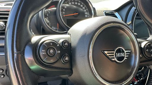 Mini Clubman 2.0 Cooper D 150 Steptronic8 - Business – 2018 – 146409 km – Diesel – Boîte Automatique — photo 52