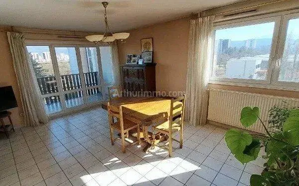 Appartement 4 pièces 96 m²