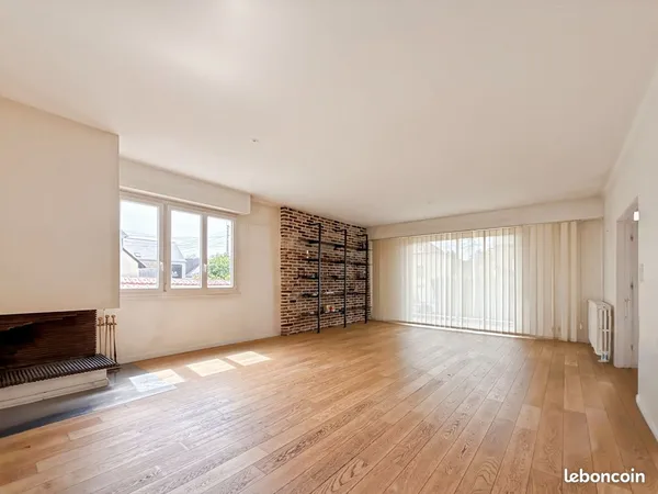 Maison 7 pièces 195 m²