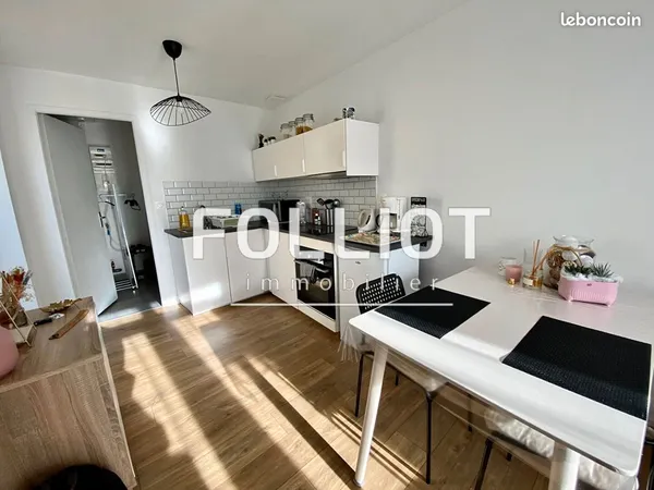 Studio 1 pièce 19 m²