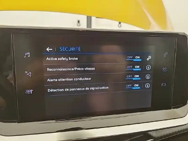 Peugeot 208 puretech 75 s&amp;s bvm5 — photo 20