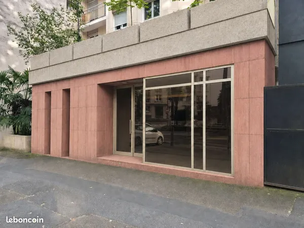 A LOUER Local commercial 150 m² - Chaville