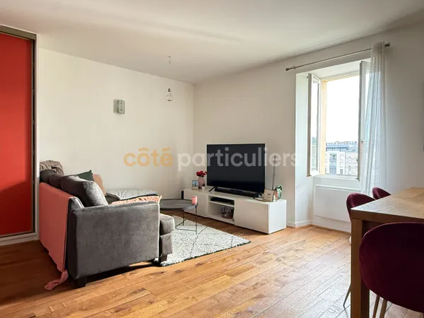 A VENDRE - LAVAL - Appartement de type 3