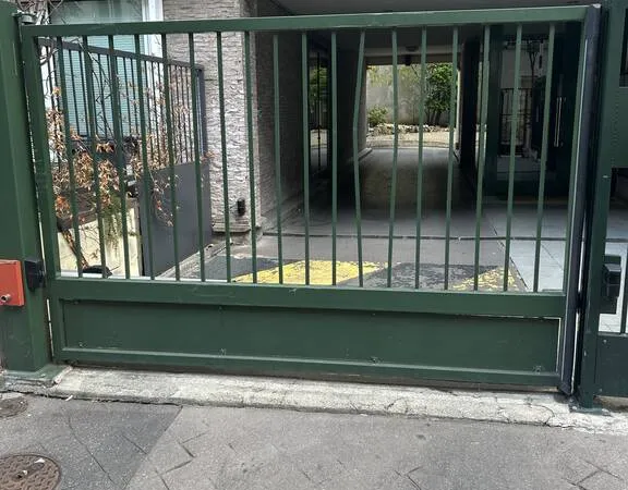 Stationnement Location Neuilly-sur-Seine   80€