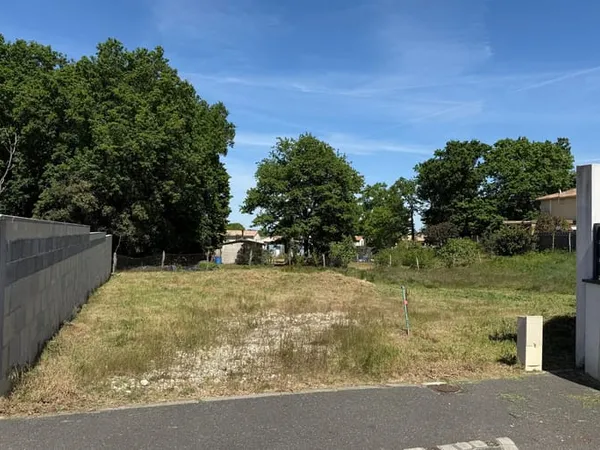 Terrain 1032 m²