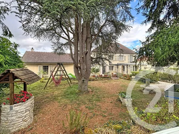 Maison 9 pièces 184 m²