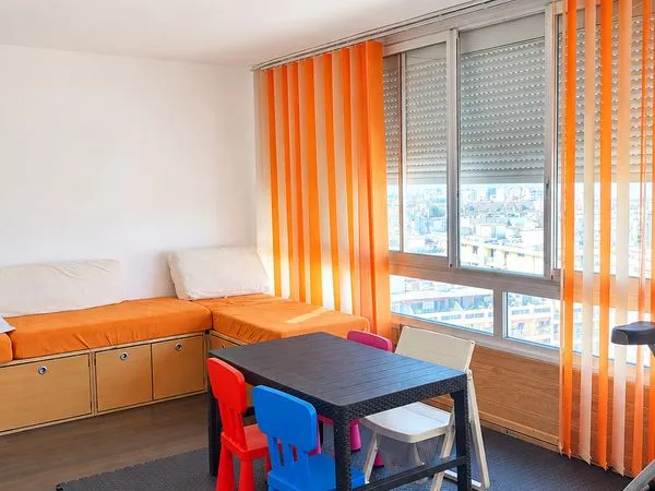 Appartement t5 , en étage, secteur cantini