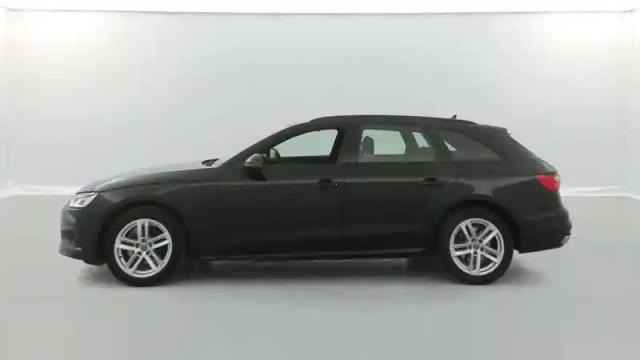 Audi A4 35 tdi 163 s tronic 7 design 5p — photo 2