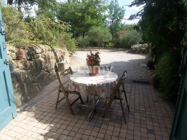 Studio 1 pièce 21 m²