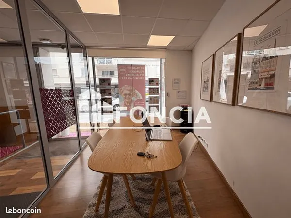 Local commercial 60 m²