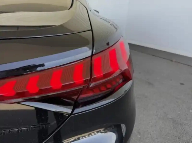 Audi E-Tron rs  gt 598ch quattro — photo 15