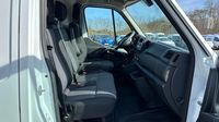 Renault Master F3500 L2H2 2.3 Blue dCi 135ch Confort Euro6E — photo 10
