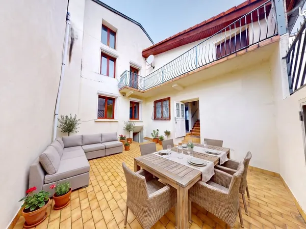 Maison 5 pièces 156 m²