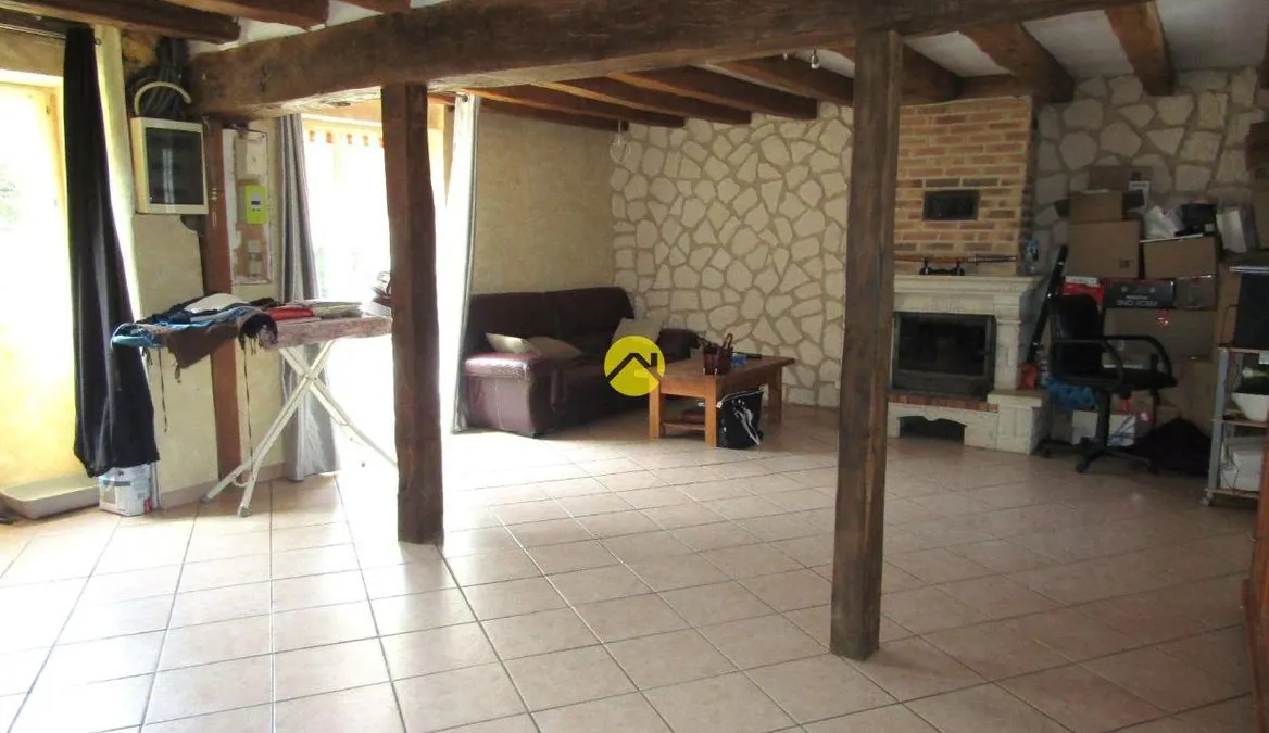 Photo 3