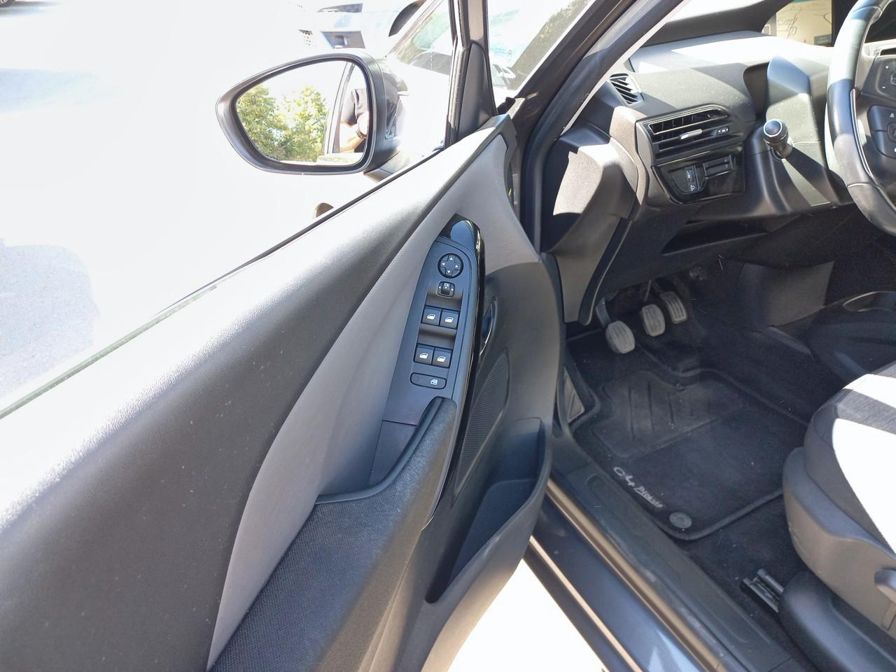 Citroën C4 spacetourer bluehdi 130 s&s bvm6 feel — photo 14