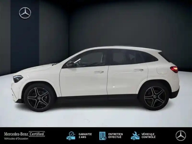 Mercedes Gla 180 d amg line — photo 2