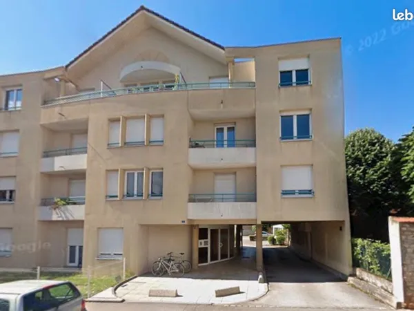 Studio meublé 24m2 + parking