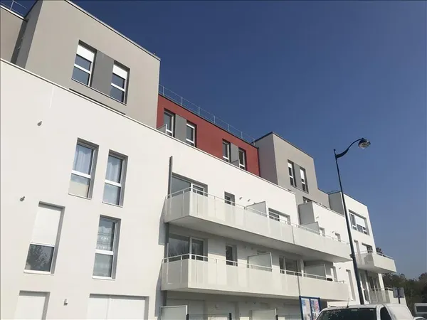 Appartement DUPLEX DUGNY - 4 pièce(s) - 74 m2