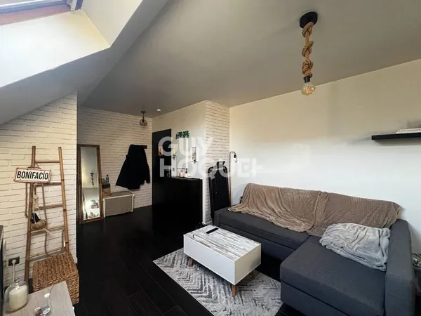 Studio 1 pièce 28 m²
