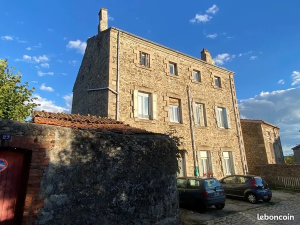 Immeuble 15 pièces 300 m²