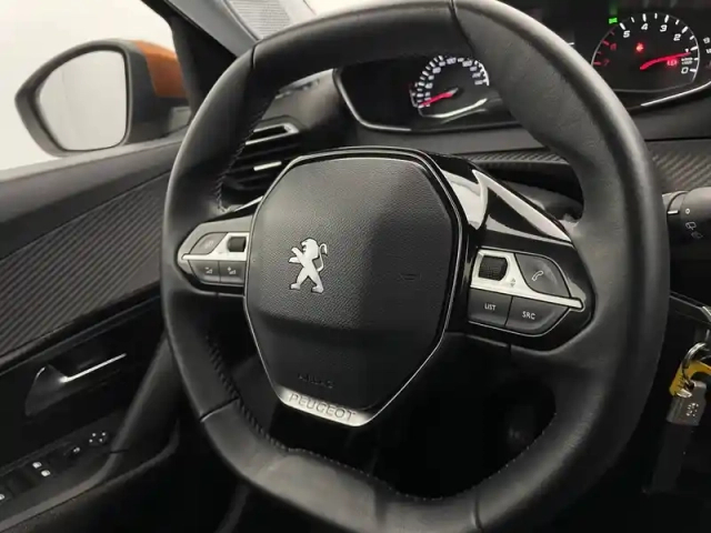 Peugeot 2008 puretech 100 s&amp;s bvm6 — photo 56